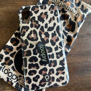 Leopard Loopy case for iPhone XS